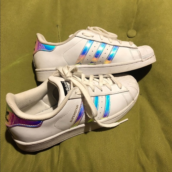Adidas super star shell toe shoes - Picture 2 of 4